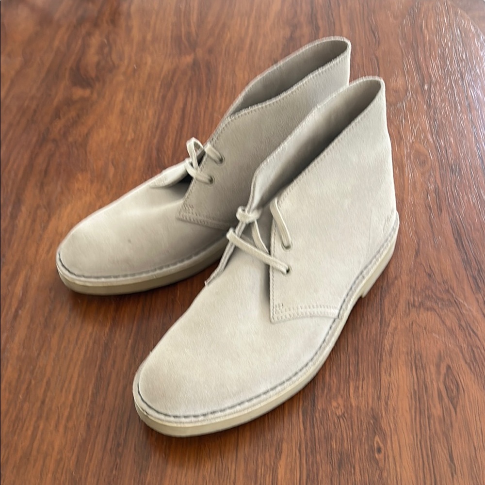 Men's Beige Desert Boots